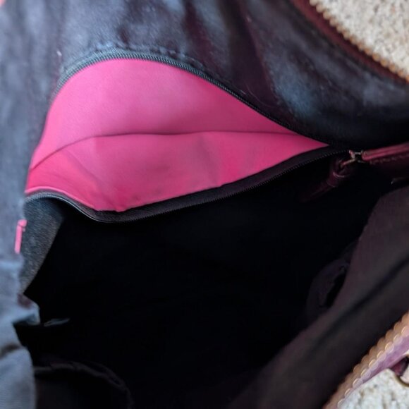 Elliott Lucca Burgundy Pebbled Leather Crossbody Bag - Picture 4 of 5